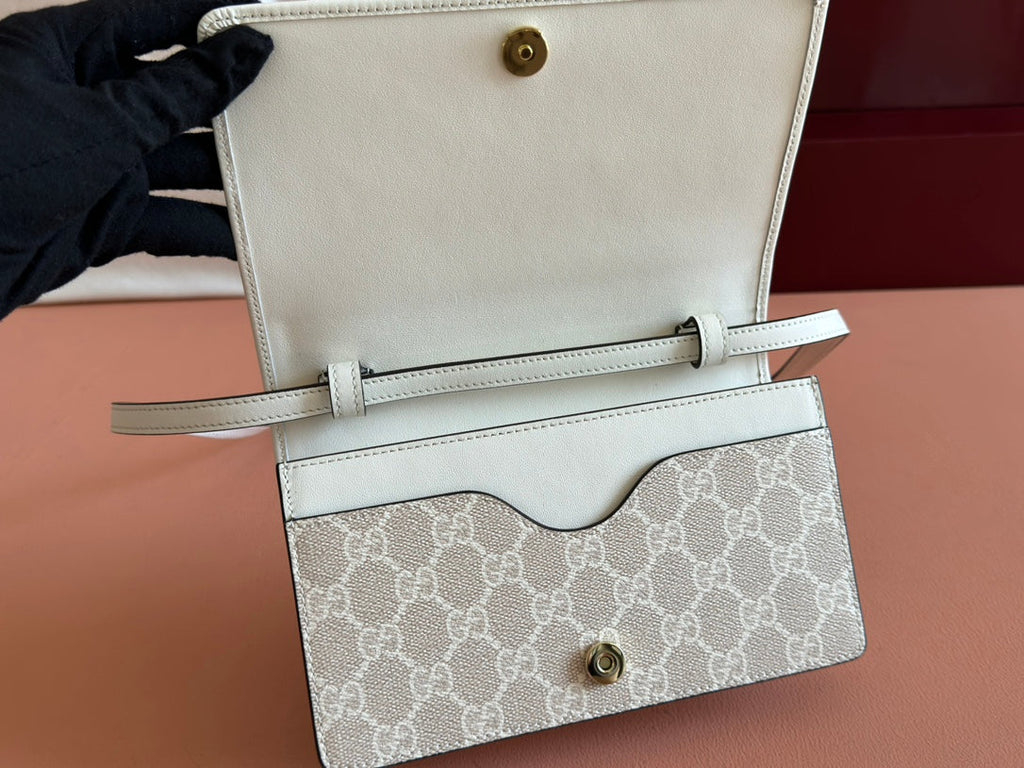 Gucci Emblem Wallet Monogram 20 in Beige and White Smooth Calfskin