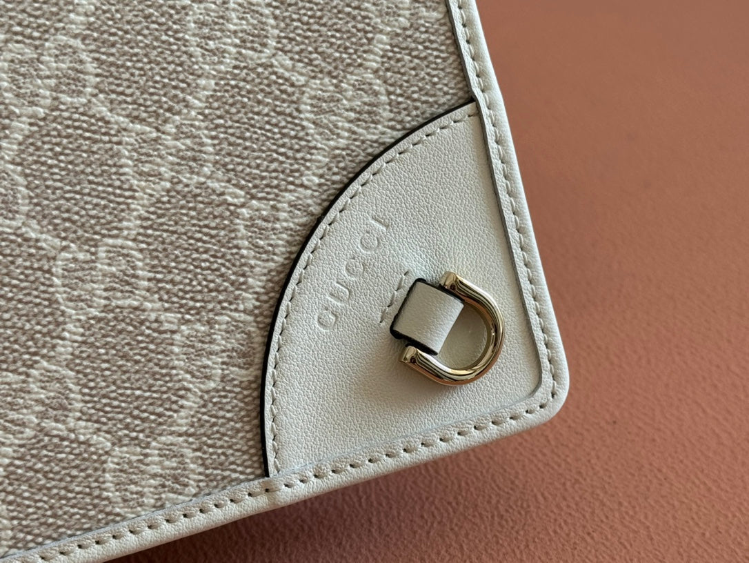 Gucci Emblem Wallet Monogram 20 in Beige and White Smooth Calfskin